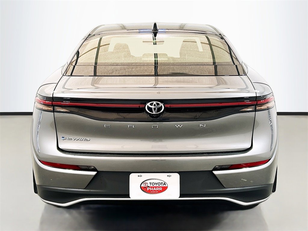 New 2026 Toyota Crown XLE image 5