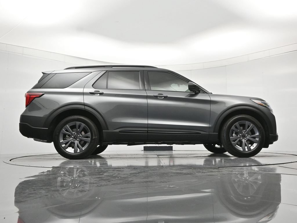 New 2026 Ford Explorer Active w/ Active Comfort Package AWD/4WD image 40