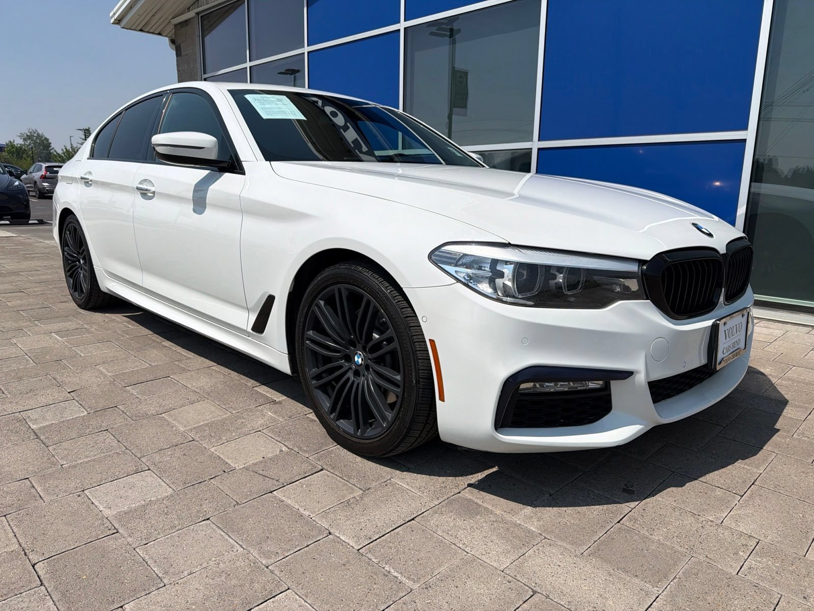 Used 2018 BMW 540i RWD image 2
