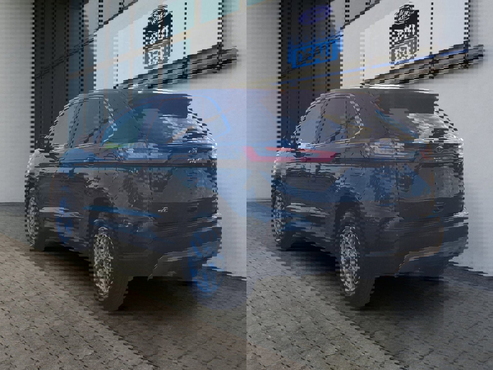 Certified 2022 Ford Edge SEL w/ Convenience Package image 5