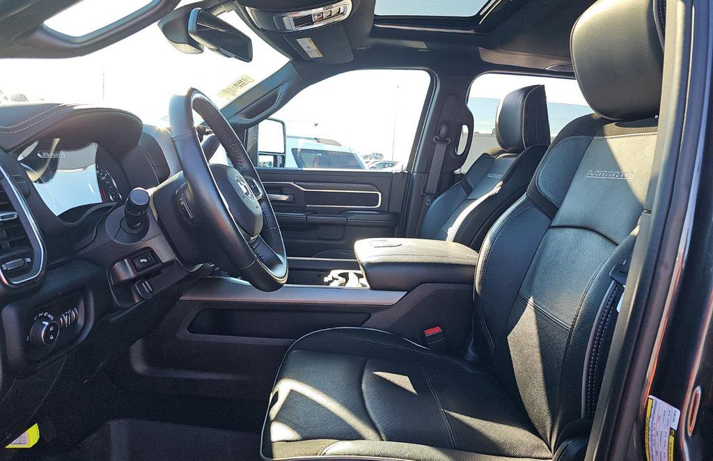 Used 2024 RAM 3500 Laramie w/ Sport Appearance Package image 10