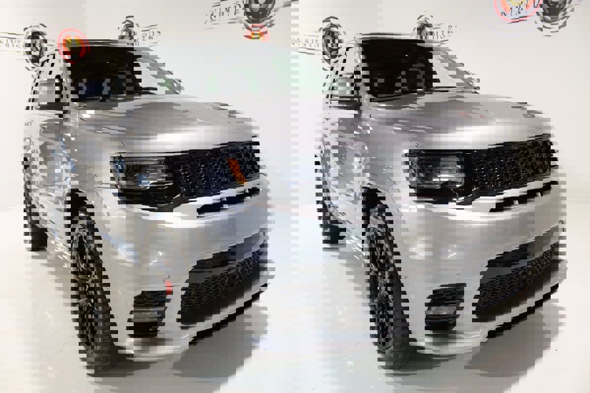 Used 2021 Jeep Grand Cherokee SRT w/ Trailer Tow Group IV image 11