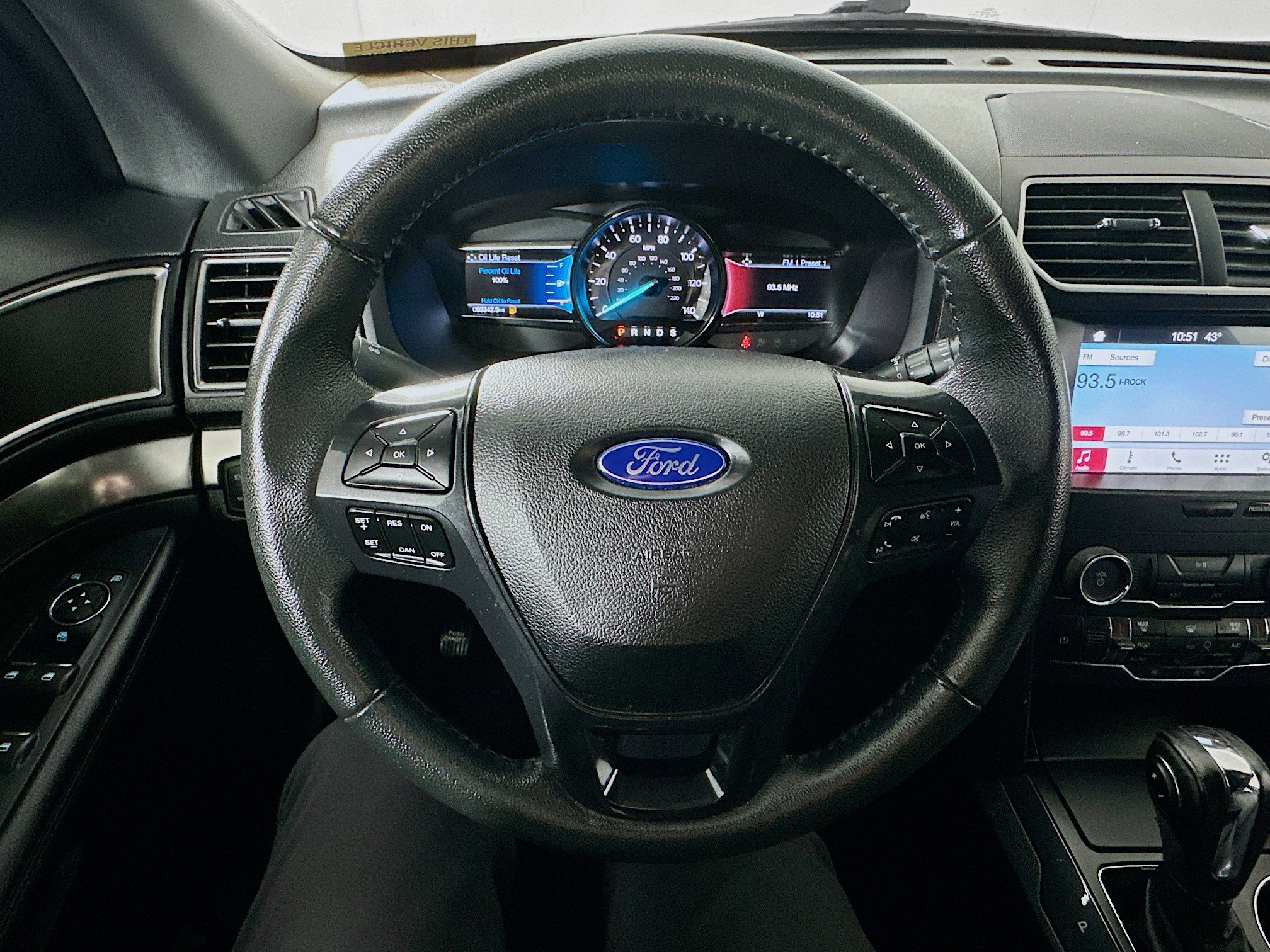 Used 2018 Ford Explorer XLT w/ Equipment Group 201A image 11