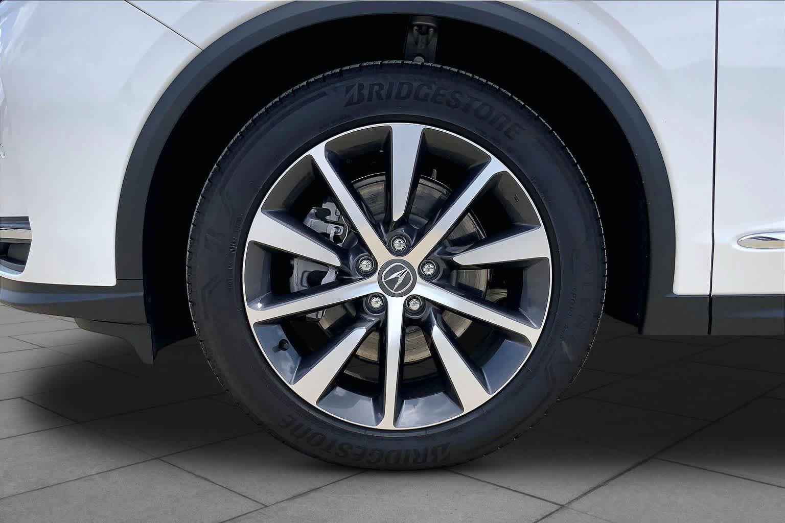 Used 2026 Acura MDX w/ Technology Package FWD image 10