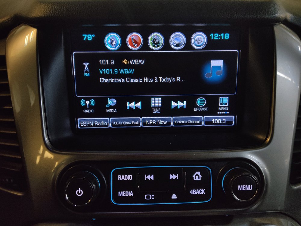 Used 2019 Chevrolet Suburban Premier AWD/4WD image 25