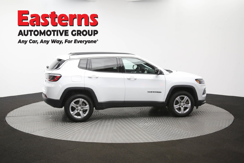 Used 2024 Jeep Compass Latitude AWD/4WD image 43