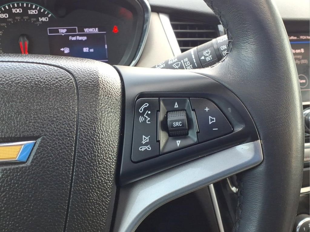 Used 2020 Chevrolet Trax Premier w/ LPO, Cargo Package AWD/4WD image 27