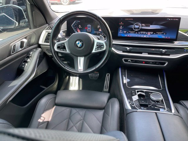 Certified 2024 BMW X5 xDrive40i w/ M Sport Package AWD/4WD image 9