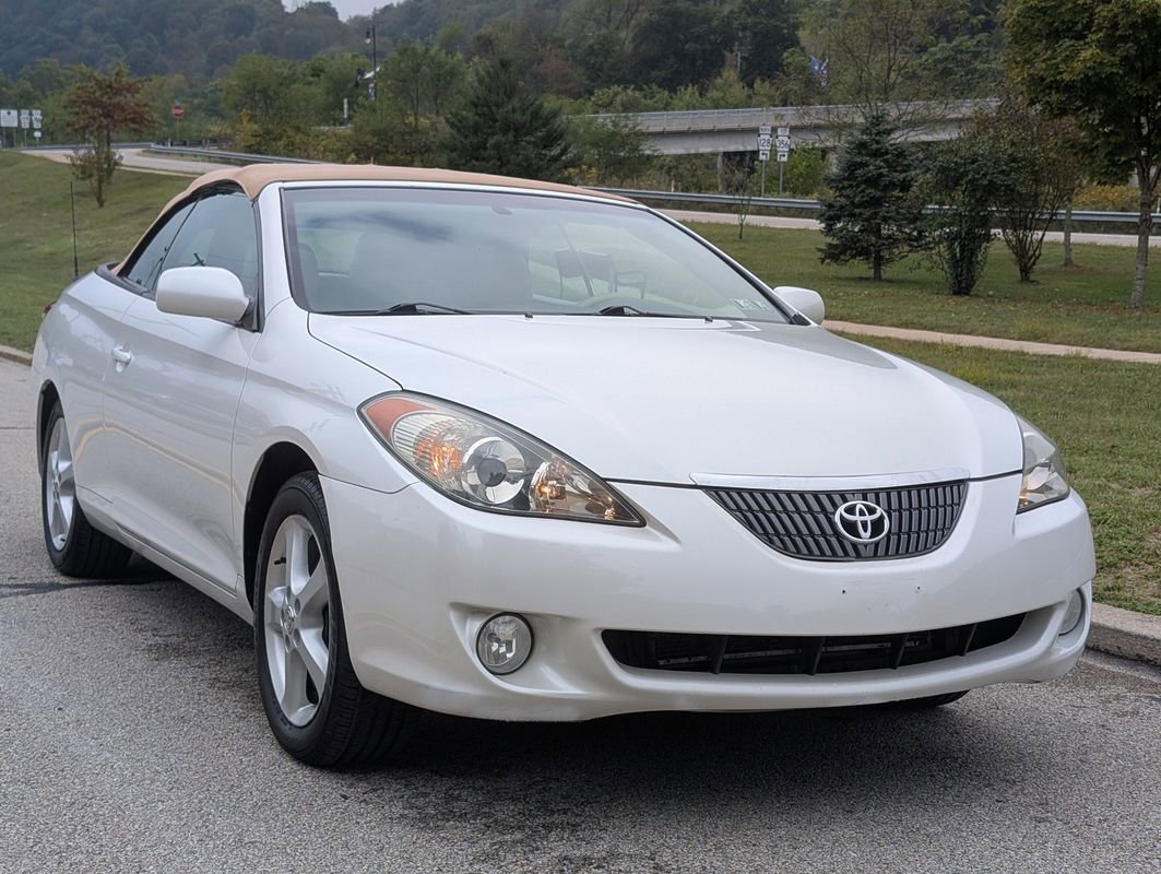 Used 2006 Toyota Solara SLE image 1