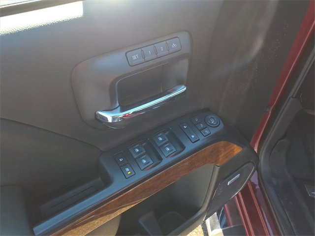 Used 2018 Chevrolet Silverado 1500 High Country image 17