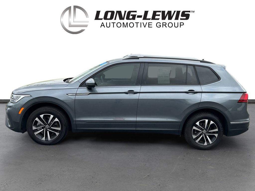 Used 2023 Volkswagen Tiguan S image 2