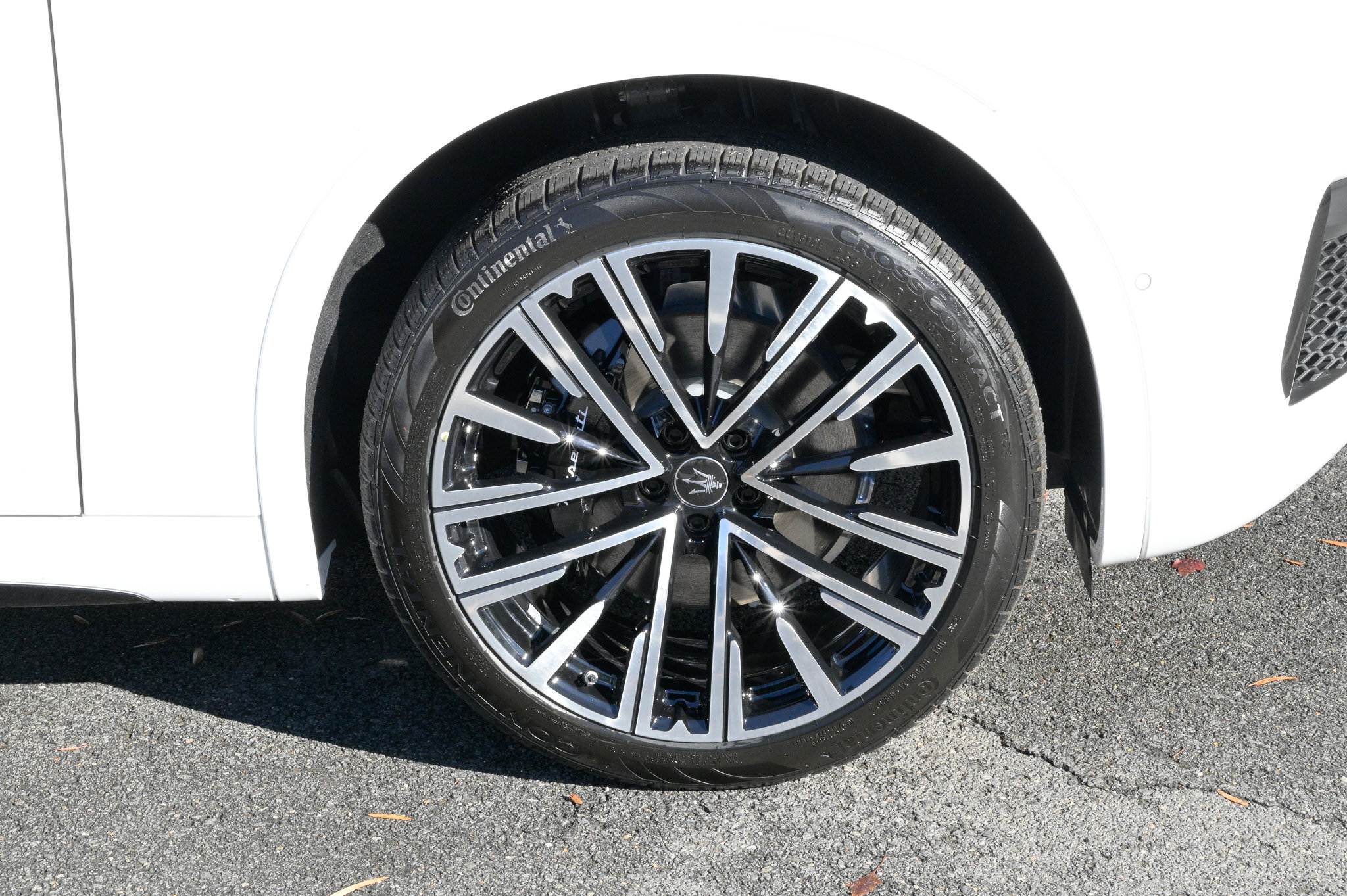 New 2025 Maserati Grecale Modena image 12