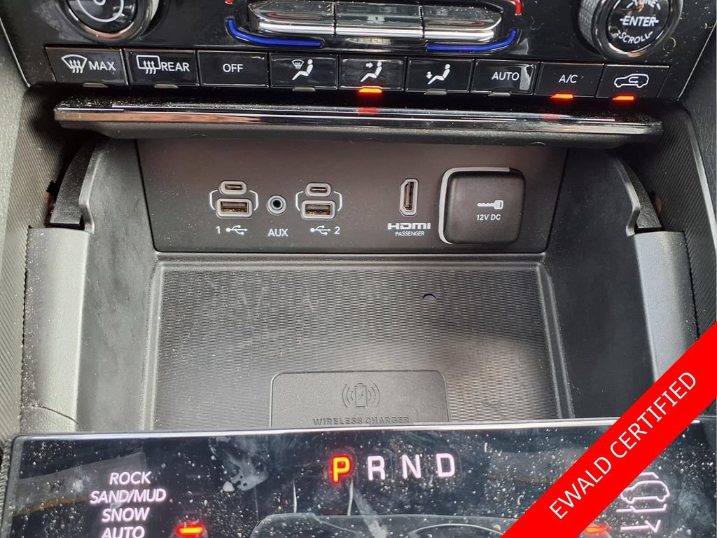 Used 2024 Jeep Grand Cherokee Trailhawk w/ Luxury Tech Group III AWD/4WD image 18