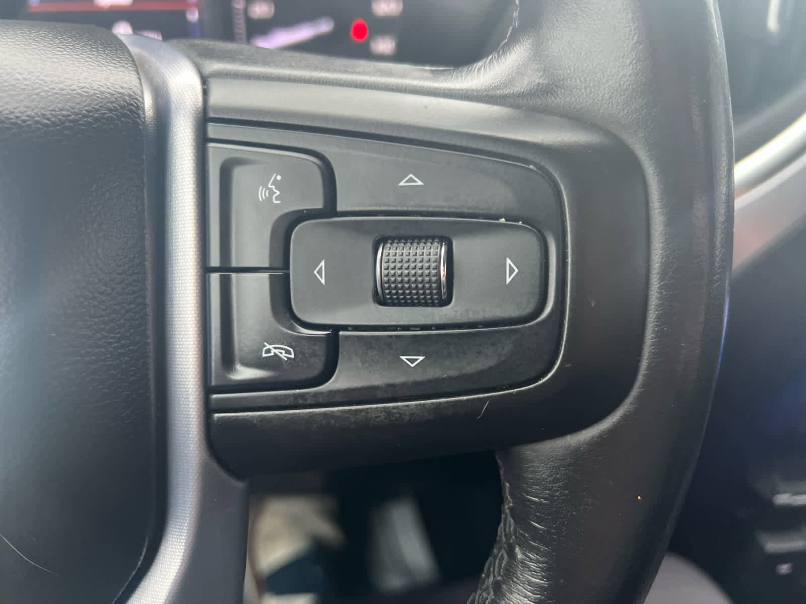 Used 2020 GMC Sierra 1500 Elevation w/ Elevation Value Package image 26