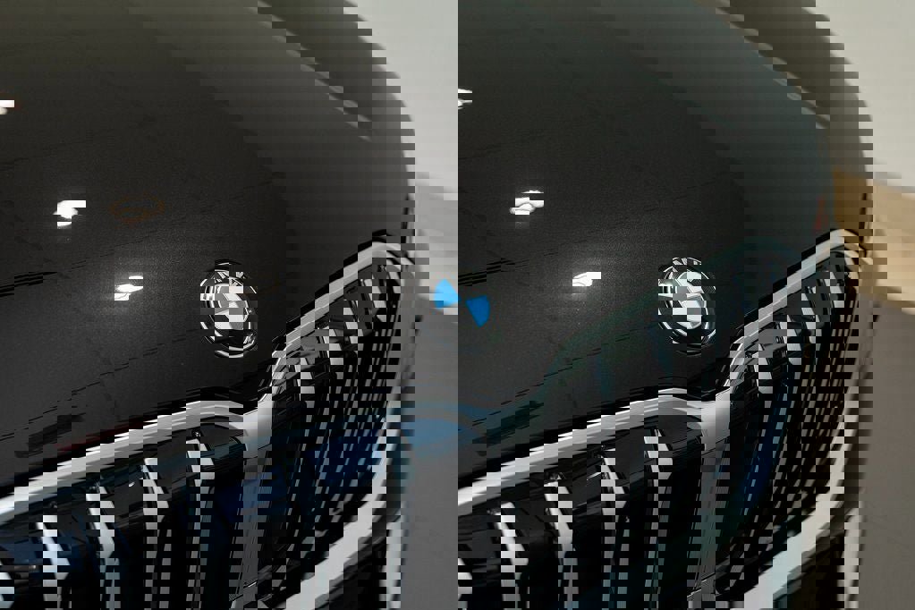 Used 2025 BMW X1 xDrive28i w/ Technology Package image 7