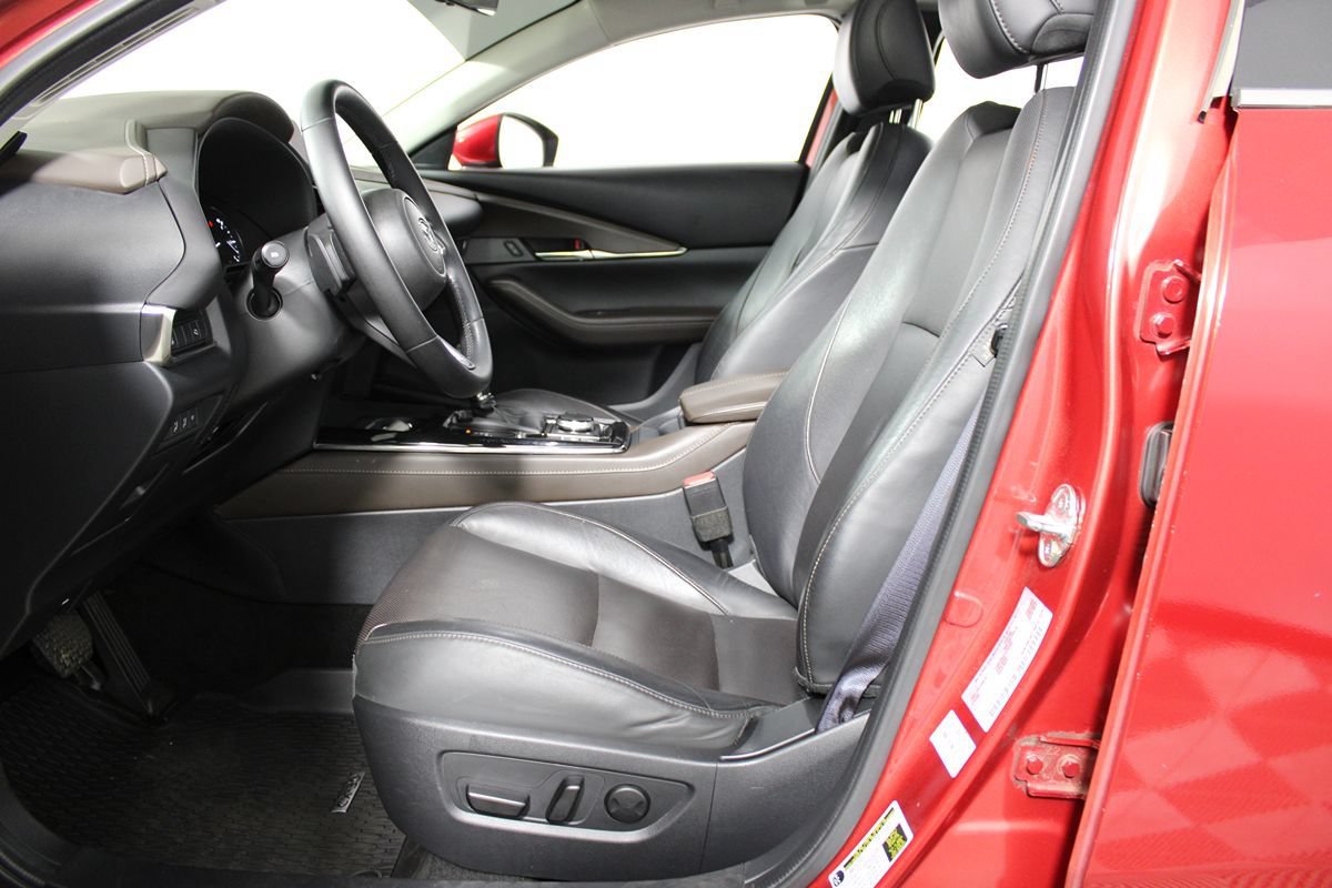 Used 2023 MAZDA CX-30 AWD 2.5 S w/ Premium Package image 9