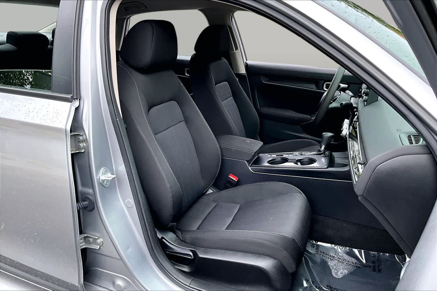 Used 2024 Honda Civic LX image 9