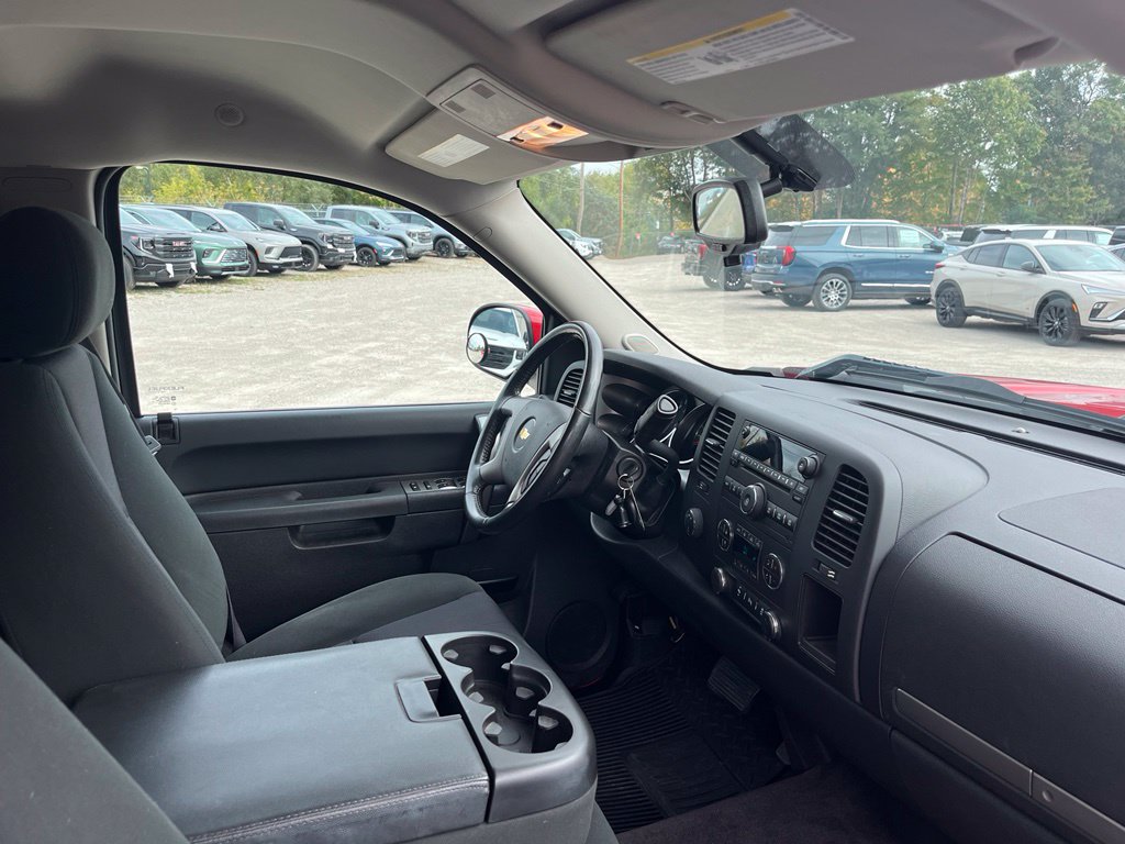 Used 2013 Chevrolet Silverado 1500 LT w/ All-Star Edition AWD/4WD image 37