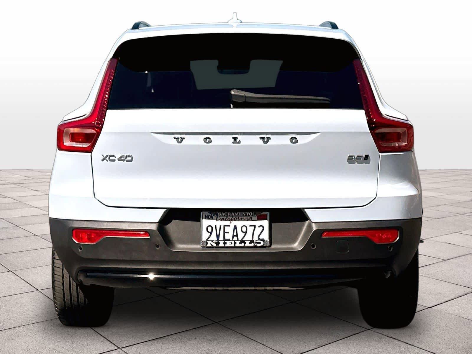 Used 2026 Volvo XC40 B5 Plus w/ Protection Package Premier AWD/4WD image 7