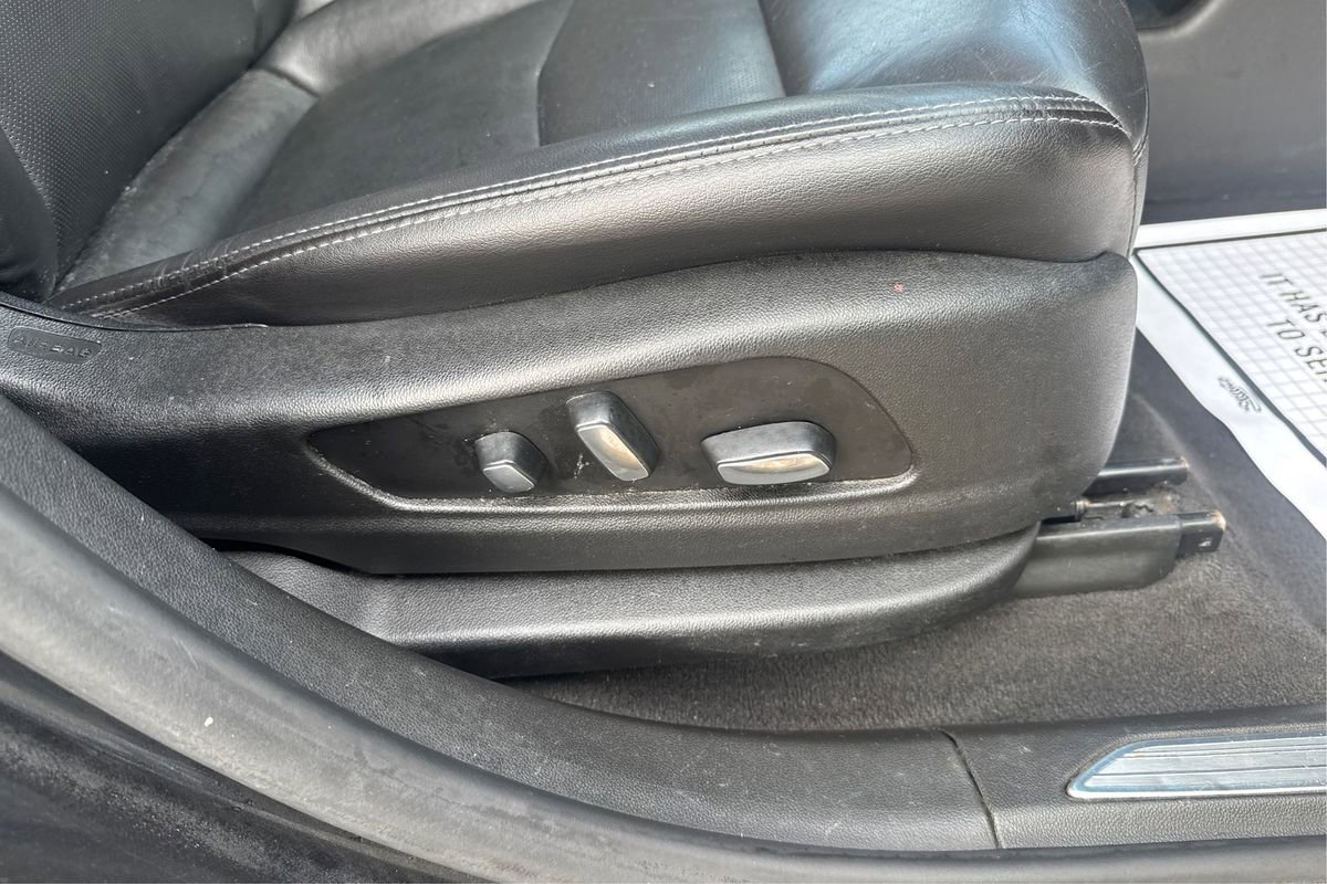 Used 2020 Cadillac XT5 Premium Luxury image 36