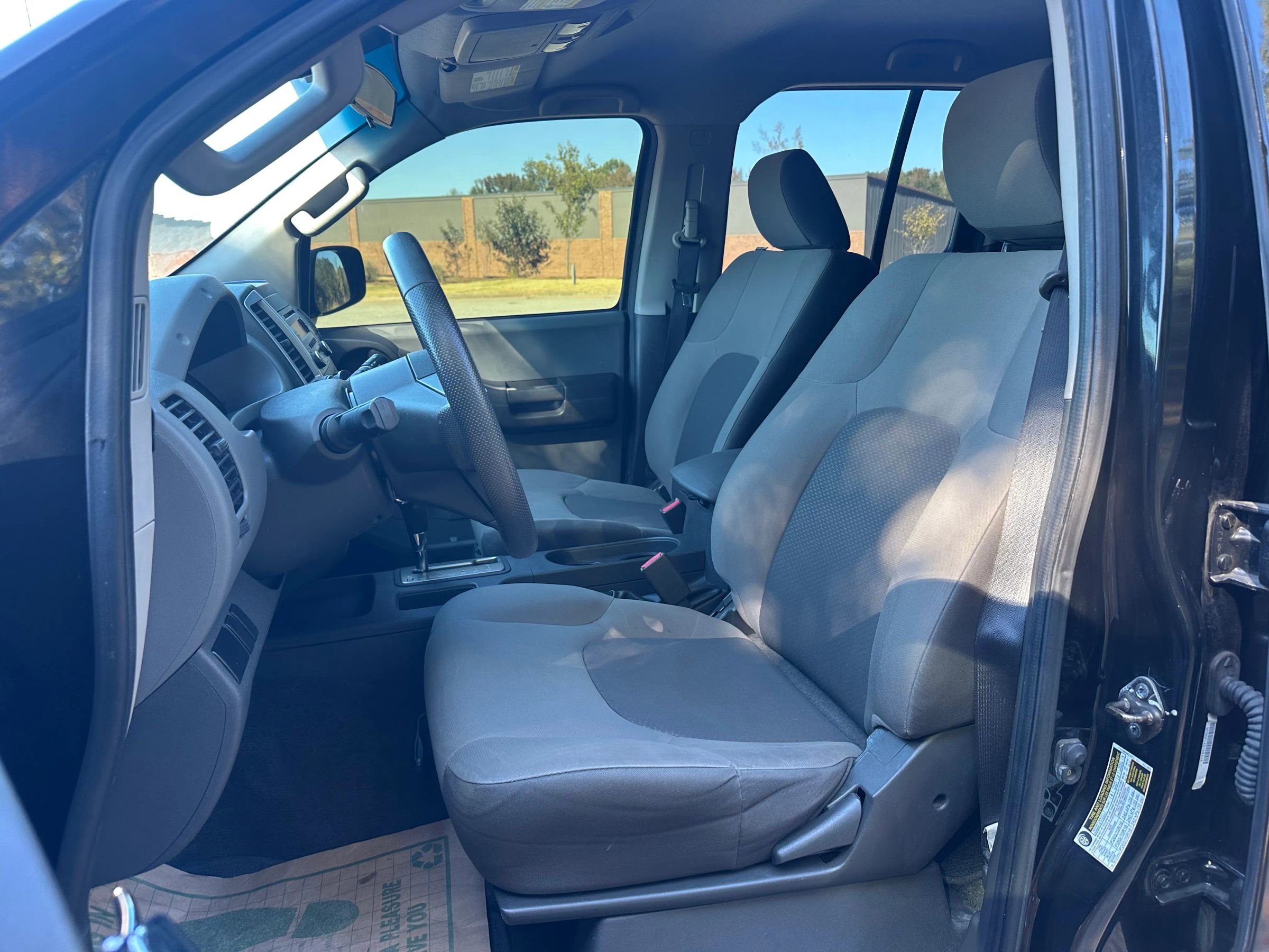 Used 2014 Nissan Xterra X image 9