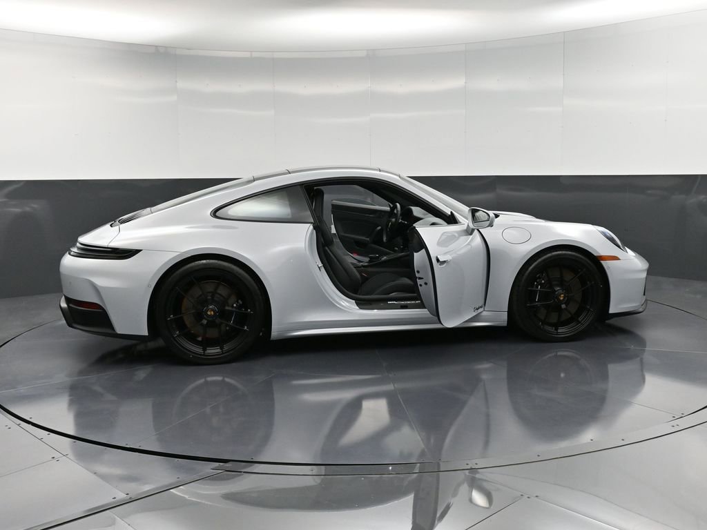 New 2026 Porsche 911 Carrera GTS image 35
