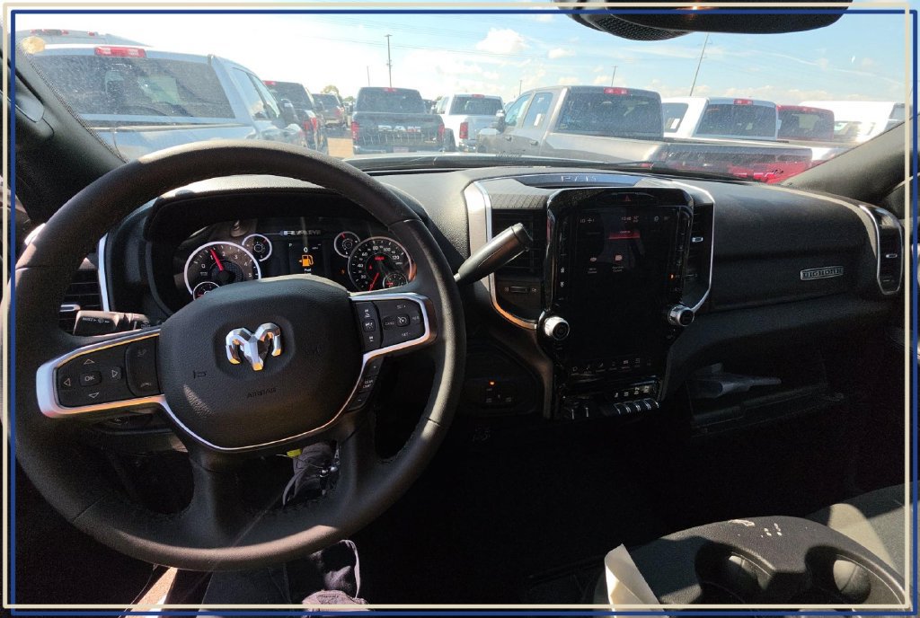 Used 2026 RAM 2500 Big Horn AWD/4WD image 4