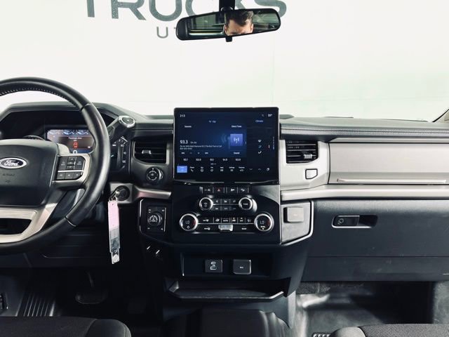 Used 2024 Ford Expedition Max XL image 33