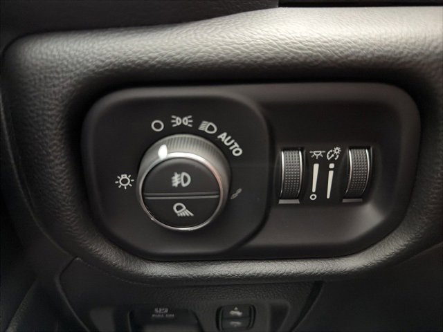 Used 2023 RAM 1500 Laramie image 14