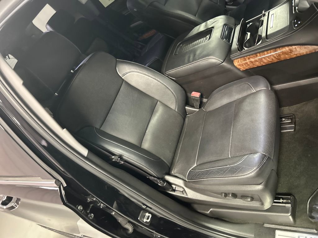 Used 2015 Chevrolet Tahoe LTZ AWD/4WD image 27