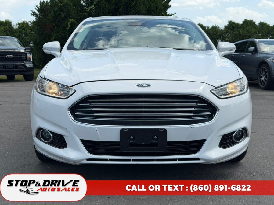 Used 2013 Ford Fusion Titanium w/ Titanium Driver Assist Pkg FWD image 2