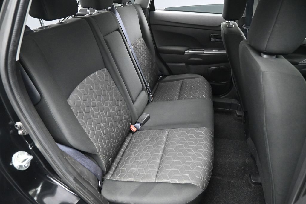 Used 2025 Mitsubishi Outlander Sport ES AWD/4WD image 28