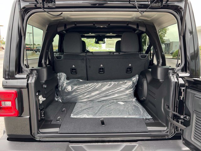 New 2026 Jeep Wrangler Unlimited Sport AWD/4WD image 24