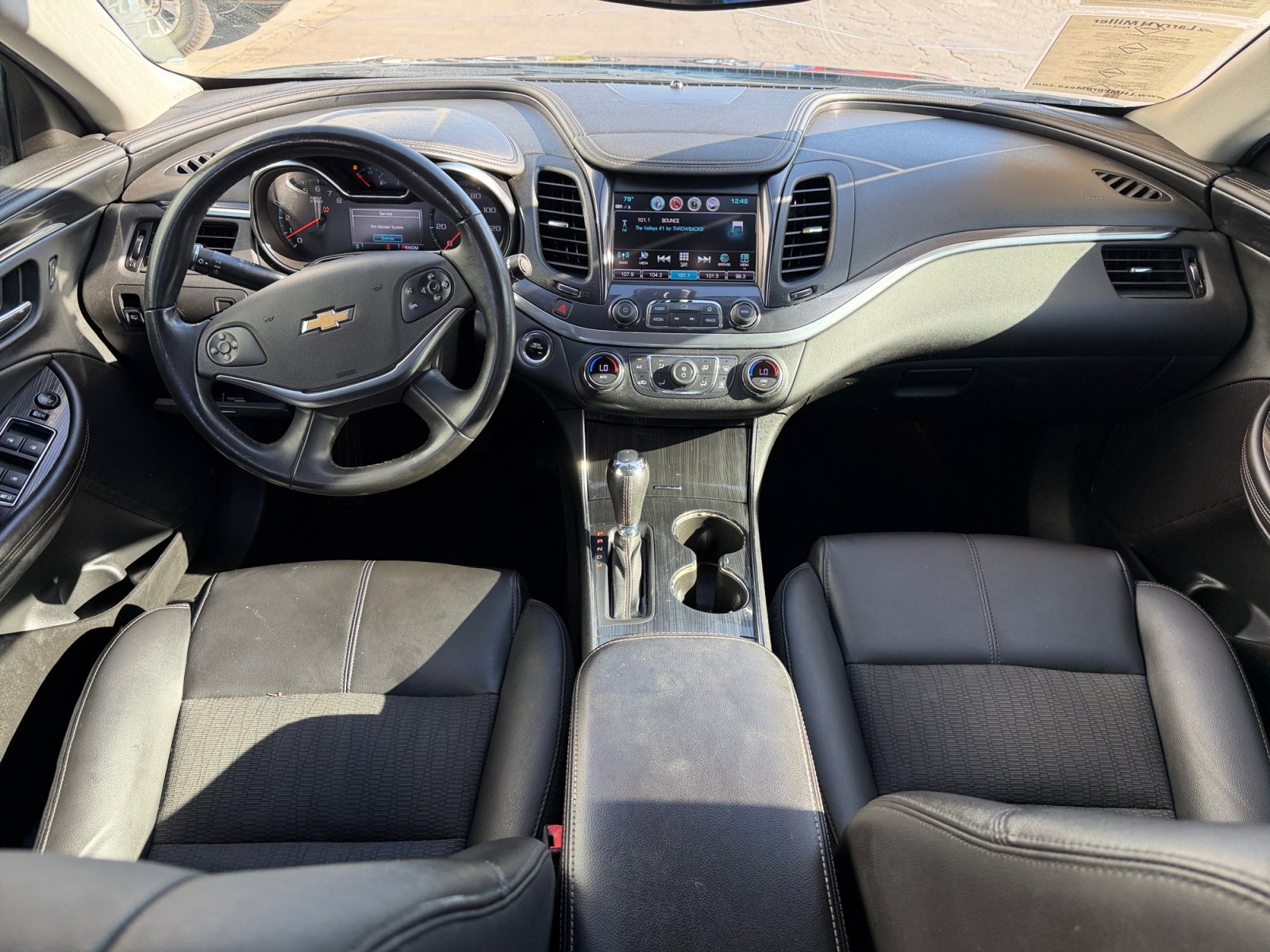 Used 2018 Chevrolet Impala LT FWD image 12