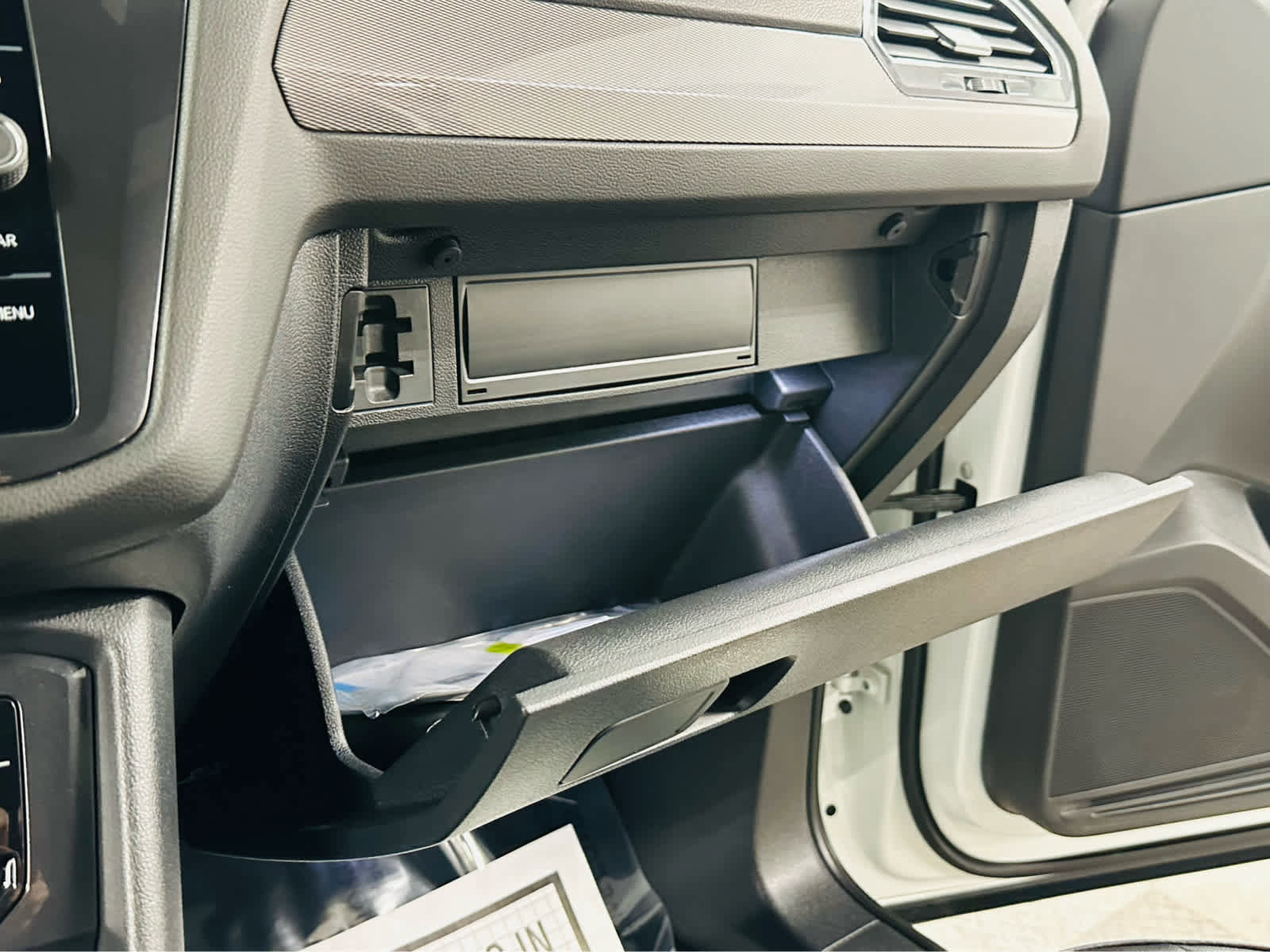 Certified 2024 Volkswagen Tiguan SE R-Line image 20