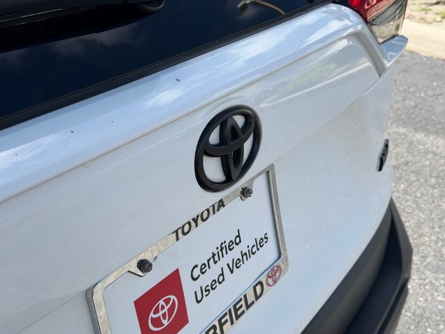 Used 2023 Toyota RAV4 XLE FWD image 16
