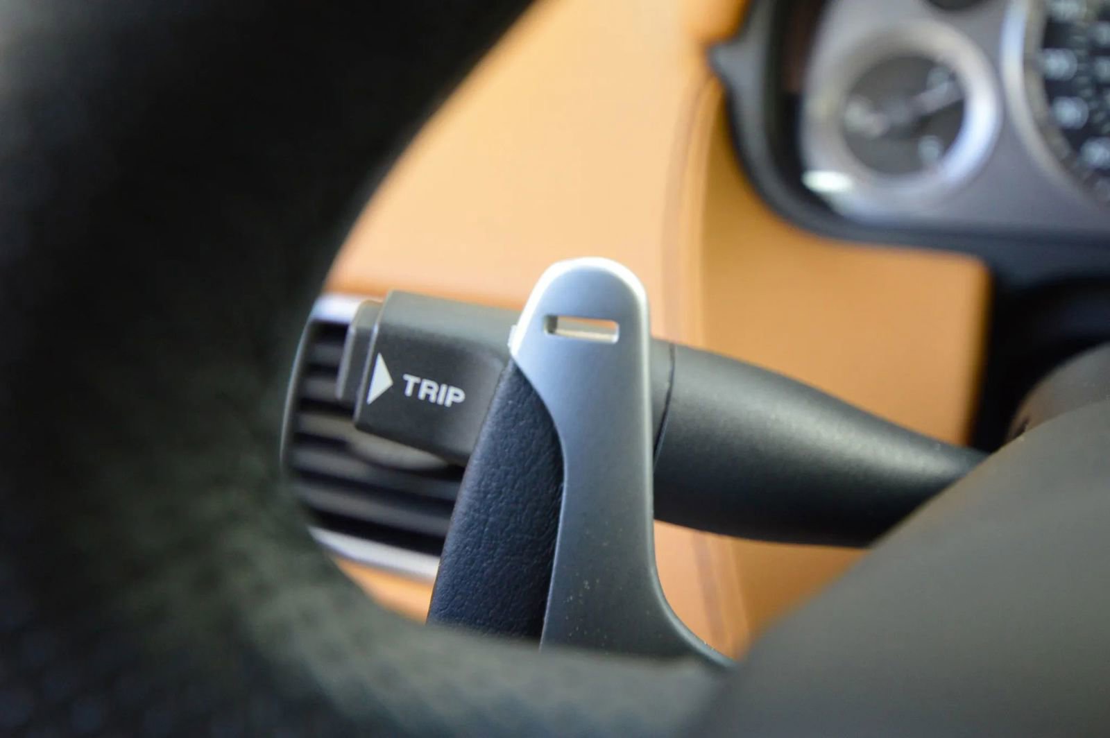 Used 2008 Aston Martin V8 Vantage Coupe image 36