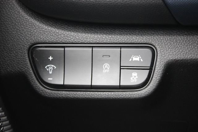 Used 2023 Kia Seltos Nightfall Edition image 18