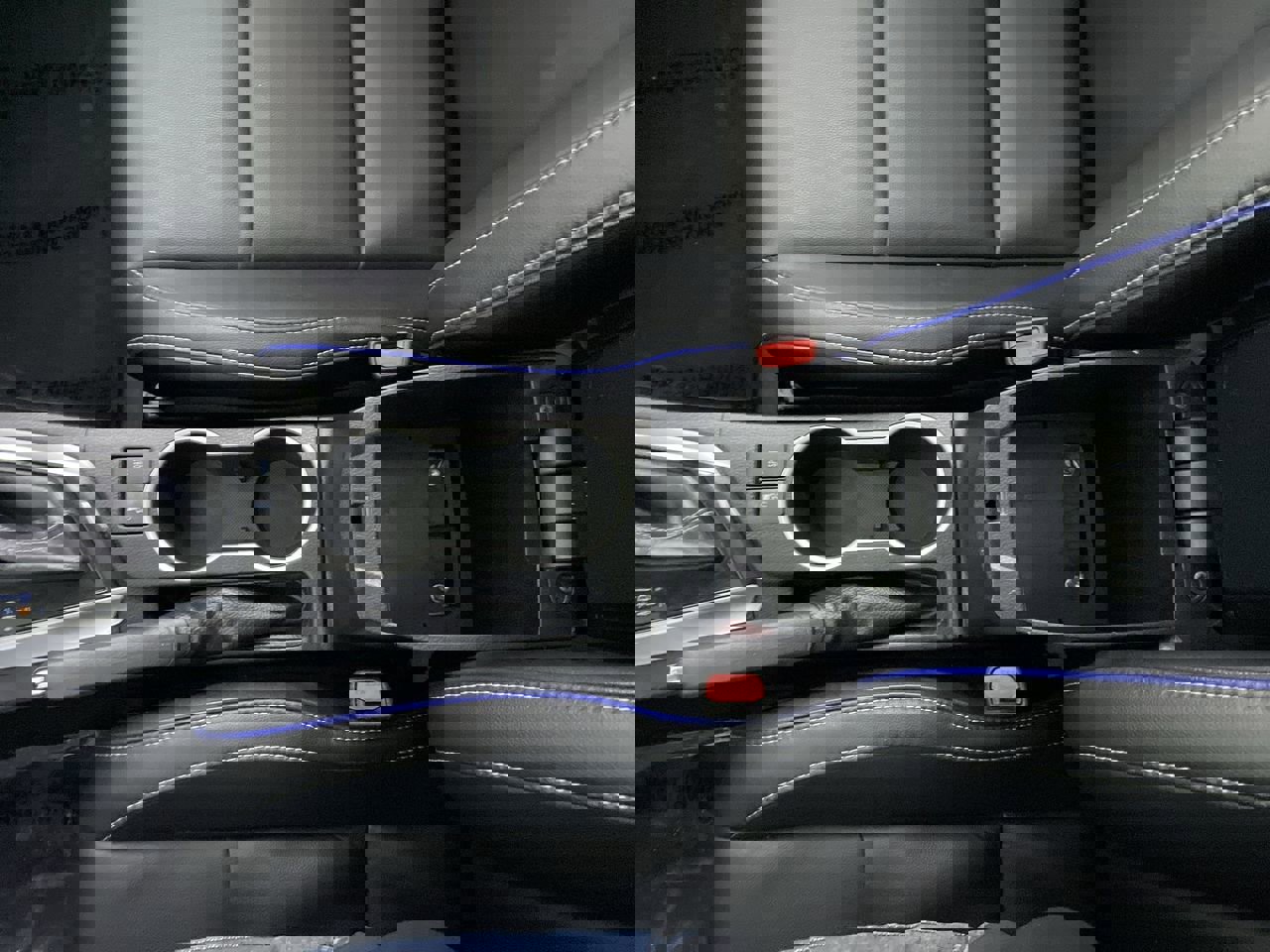 Used 2017 Toyota Corolla XSE image 19