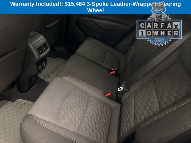 Used 2018 Chevrolet Equinox LT FWD image 11