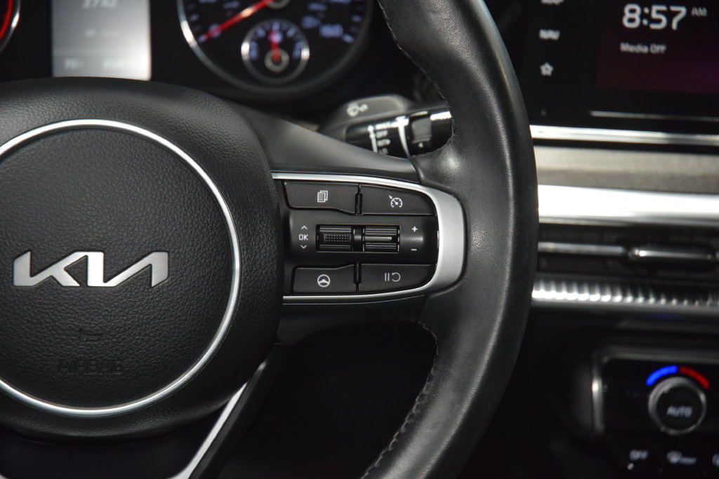 Used 2023 Kia K5 EX FWD image 36