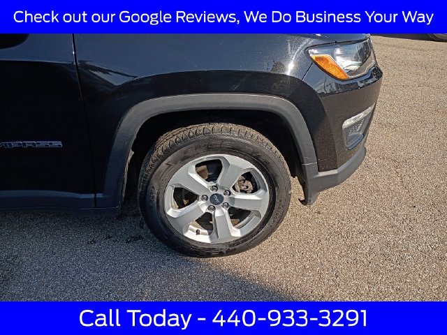 Used 2020 Jeep Compass Latitude w/ Cold Weather Group AWD/4WD image 13