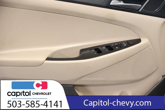 Used 2016 Hyundai Tucson Sport FWD image 10