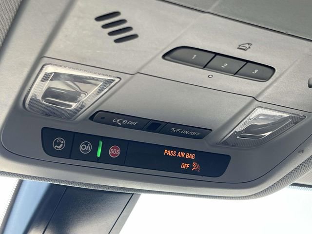 Used 2020 Chevrolet Blazer LT FWD image 29