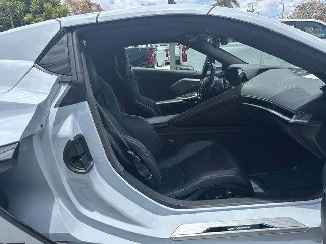 Used 2023 Chevrolet Corvette Z06 RWD image 28