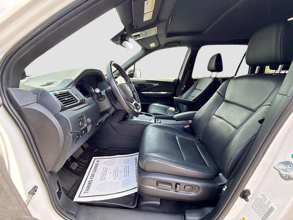 Used 2023 Honda Passport EX-L image 23