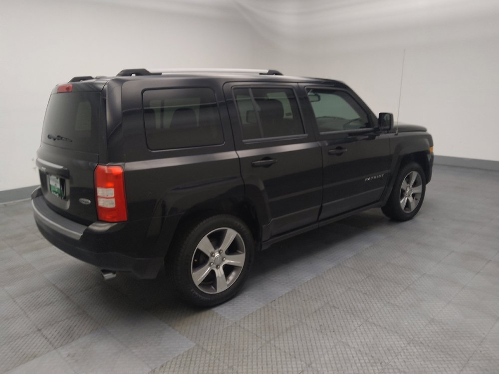 Used 2017 Jeep Patriot High Altitude FWD image 10