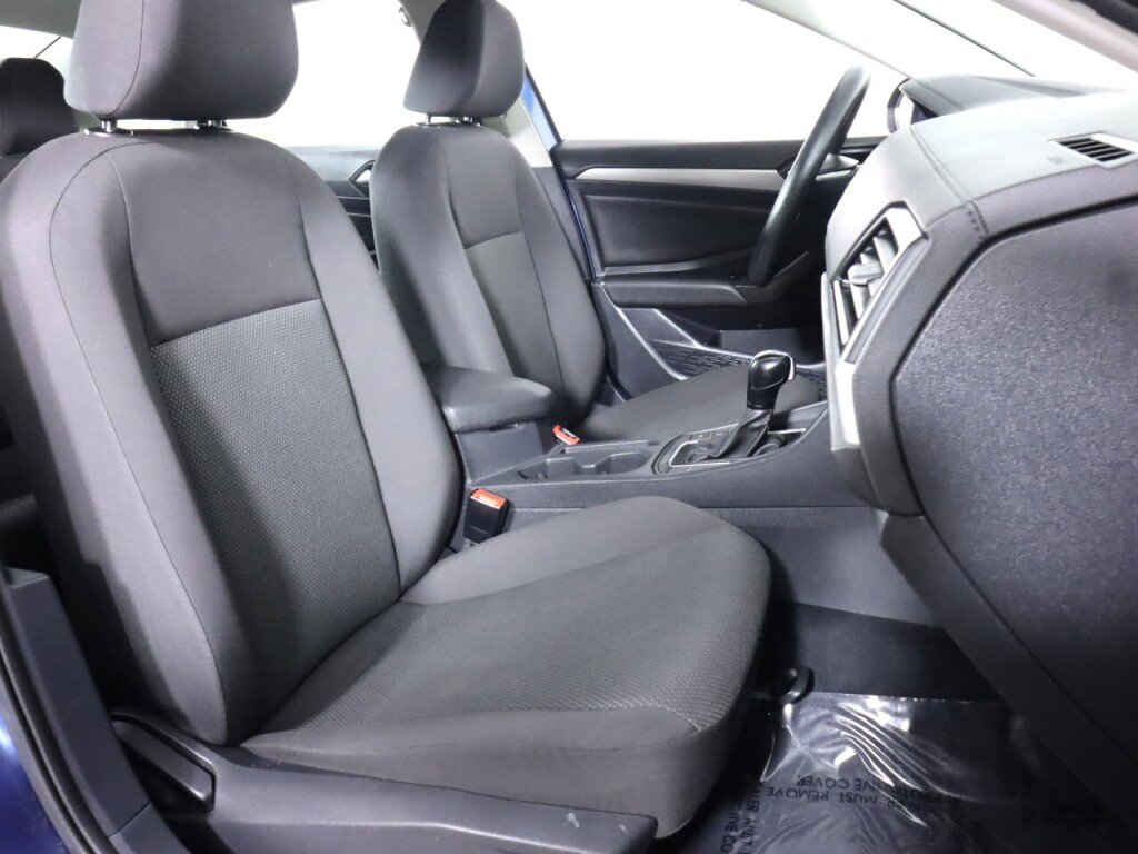 Used 2019 Volkswagen Jetta S image 32