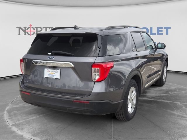 Used 2022 Ford Explorer XLT RWD image 3
