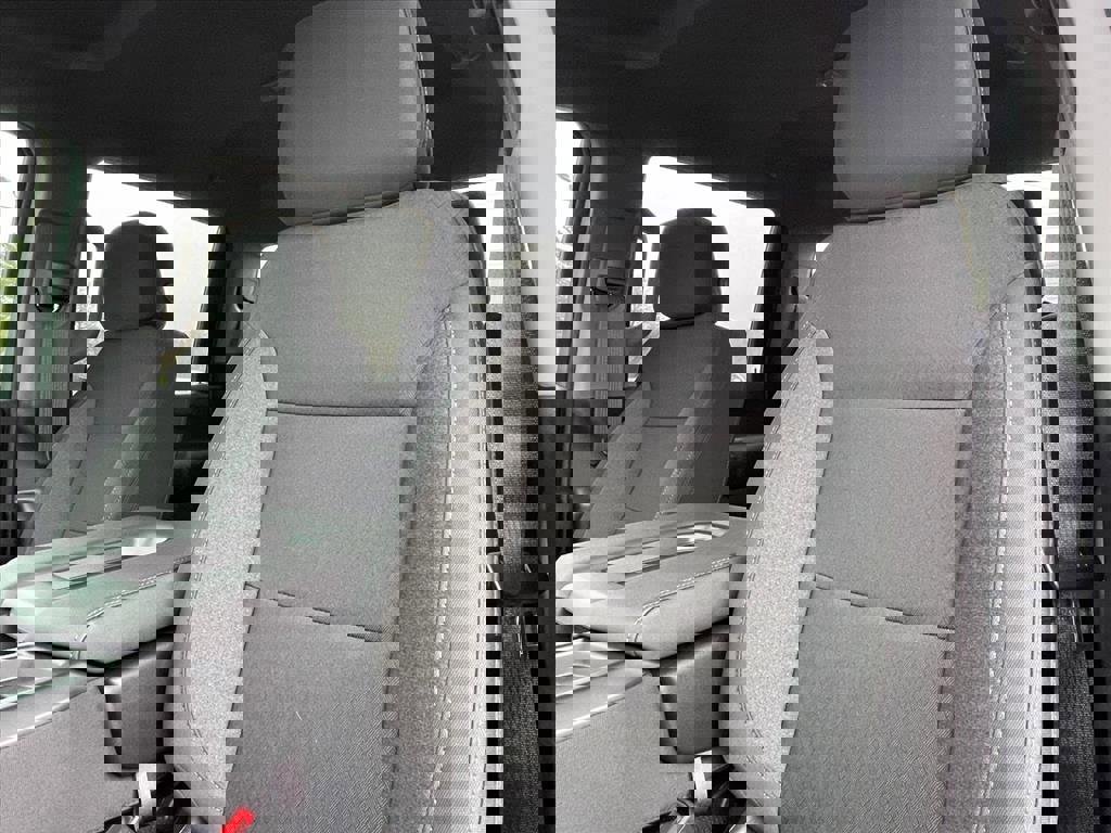 New 2026 Chevrolet Silverado 2500 Custom w/ Custom Value Package image 20